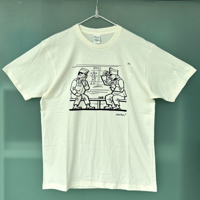 Tシャツ